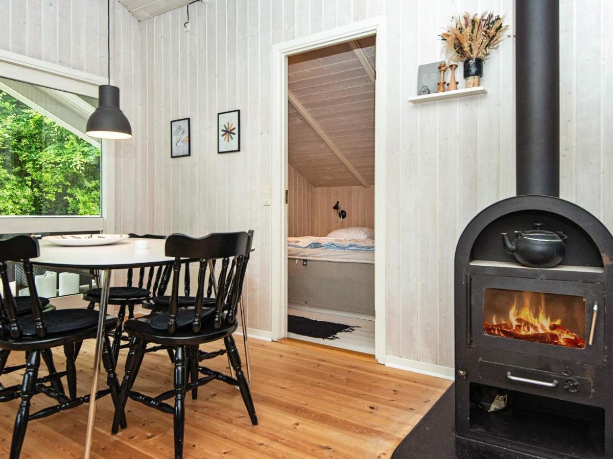 5 Person Holiday Home In B Rkop Egeskov  エクステリア 写真