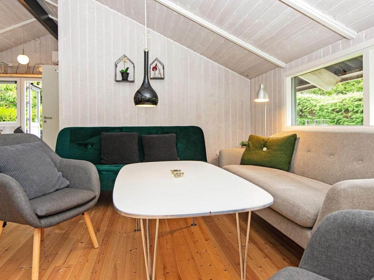5 Person Holiday Home In B Rkop Egeskov  エクステリア 写真