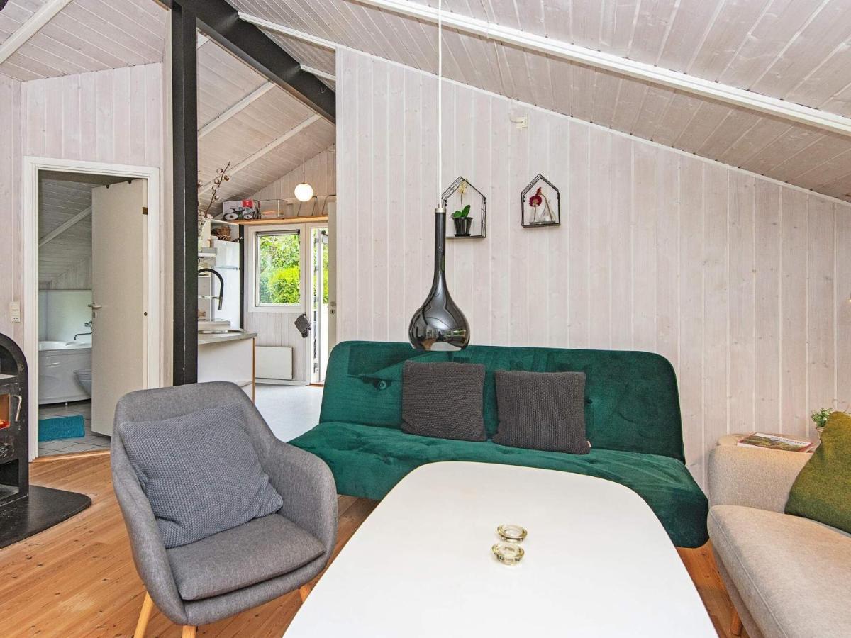 5 Person Holiday Home In B Rkop Egeskov  エクステリア 写真